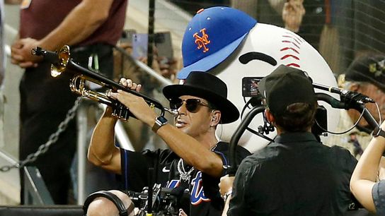 Why music and sports go together (featured)